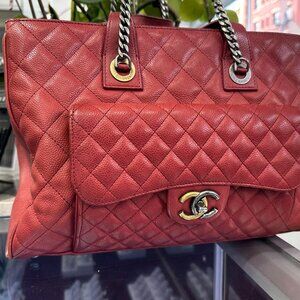 CHANEL Red Caviar Leather Casual Pocket Tote Purse Bag